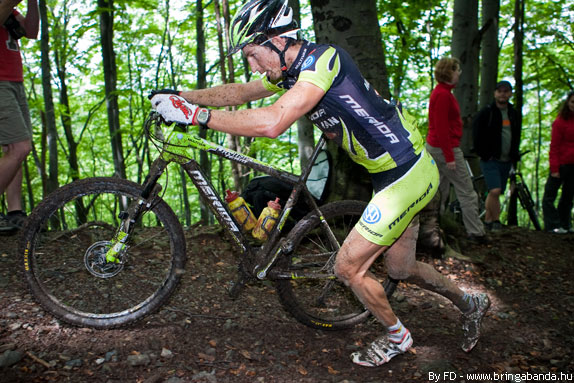 10_Caprine_TMobile_Andreas_Kugler_az_Ordogoldalnal_004 10_Caprine_TMobile_Andreas_Kugler_az_Ordogoldalnal_004